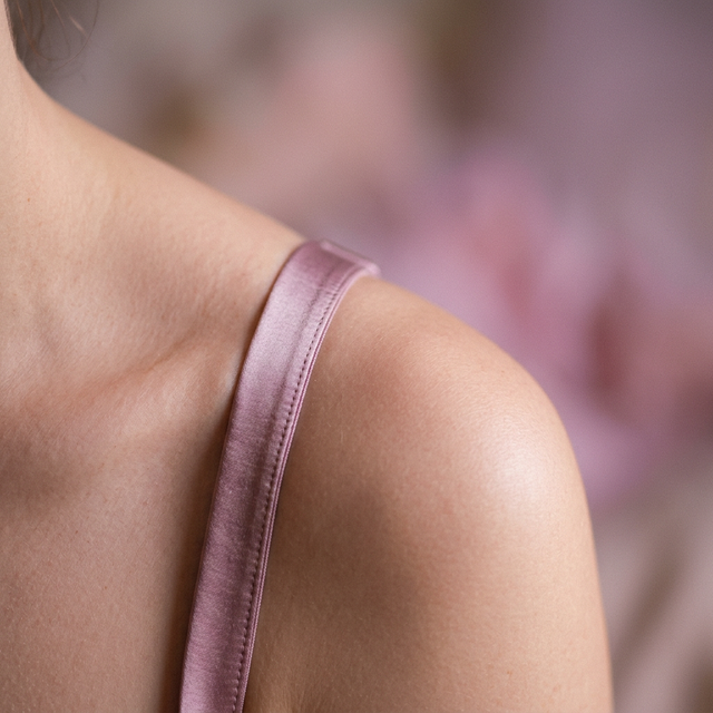5 Signs You're Wearing the Wrong Bra Size